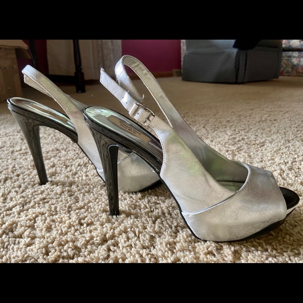 Simply Vera Vera Wang High Heel Shoes